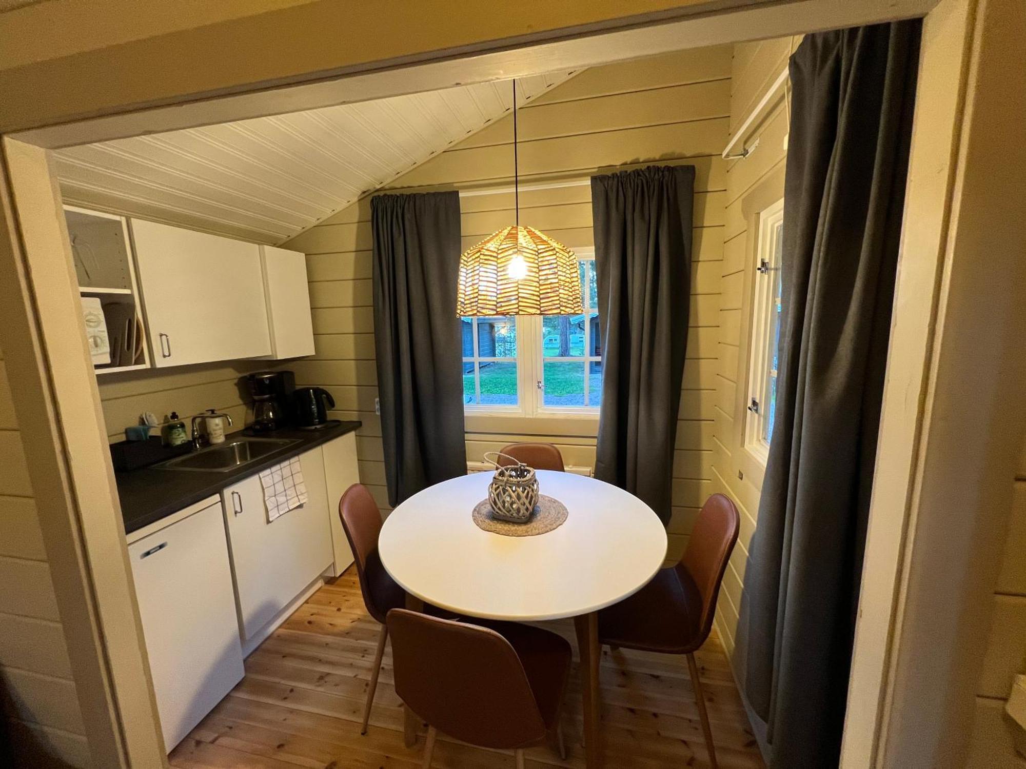Hostel Hudiksvall Malnbaden Camping Экстерьер фото